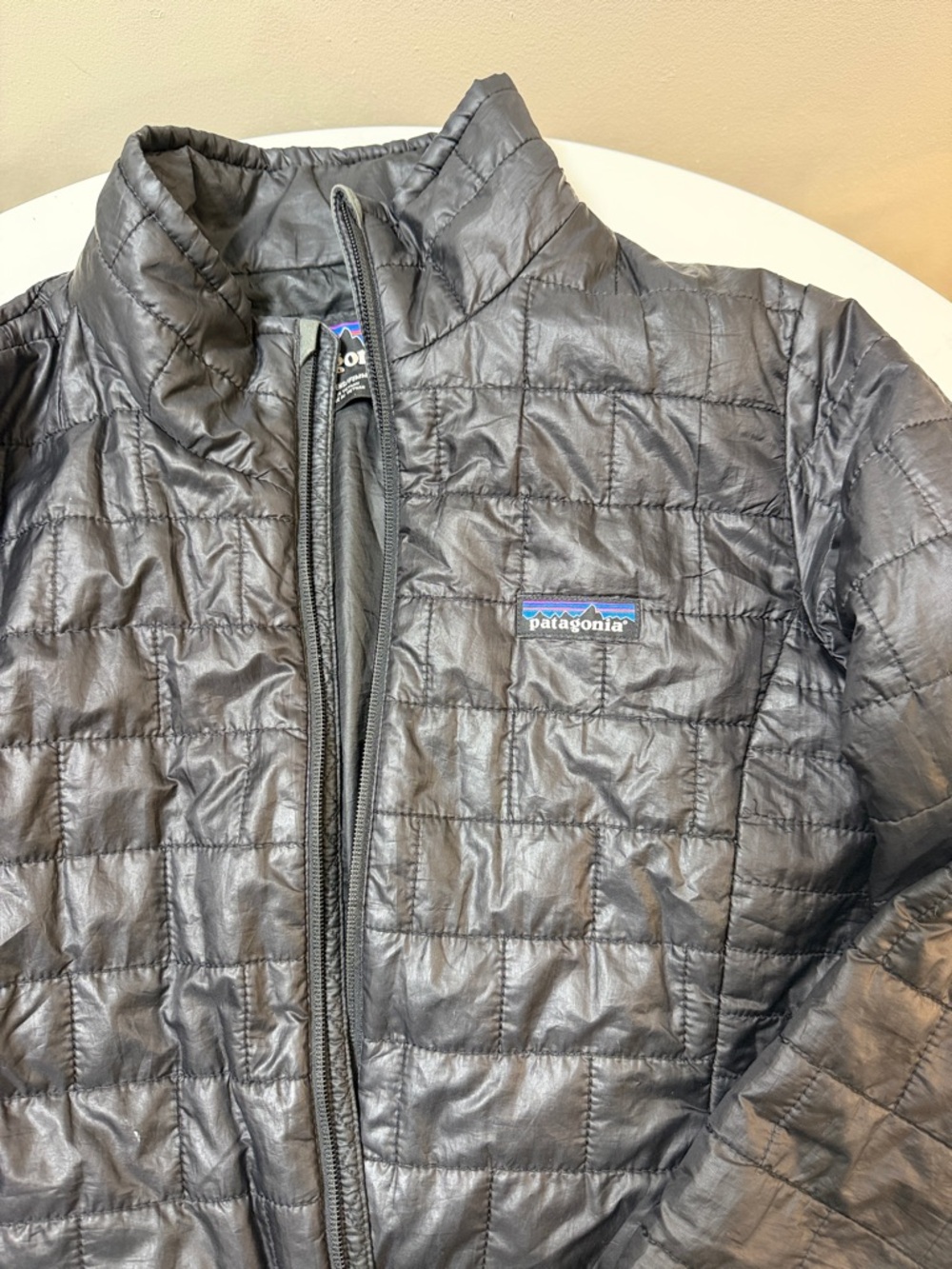 Patagonia Quilted Puffer Jacket in Black - Picture 3 of 8